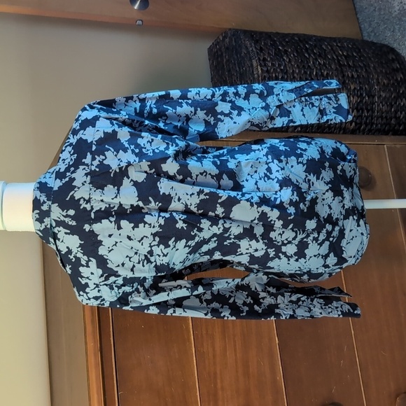 MICHAEL KORS Classic Fit Long Sleeve NAVY TROPICS Button Down - Picture 6 of 12